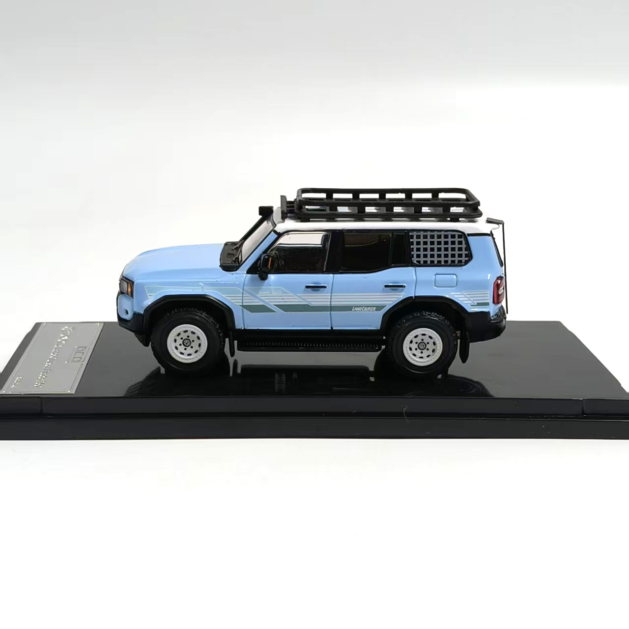 Diecast DCM 1:64 schaal LC250  - Vintage Collectible Toys recensie en prijs